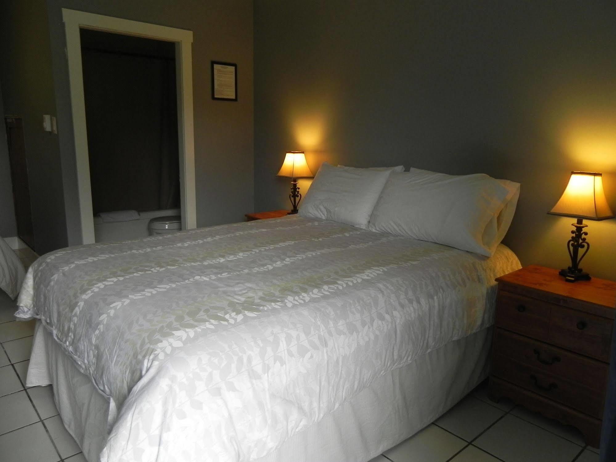 Naramata Courtyard Suites المظهر الخارجي الصورة