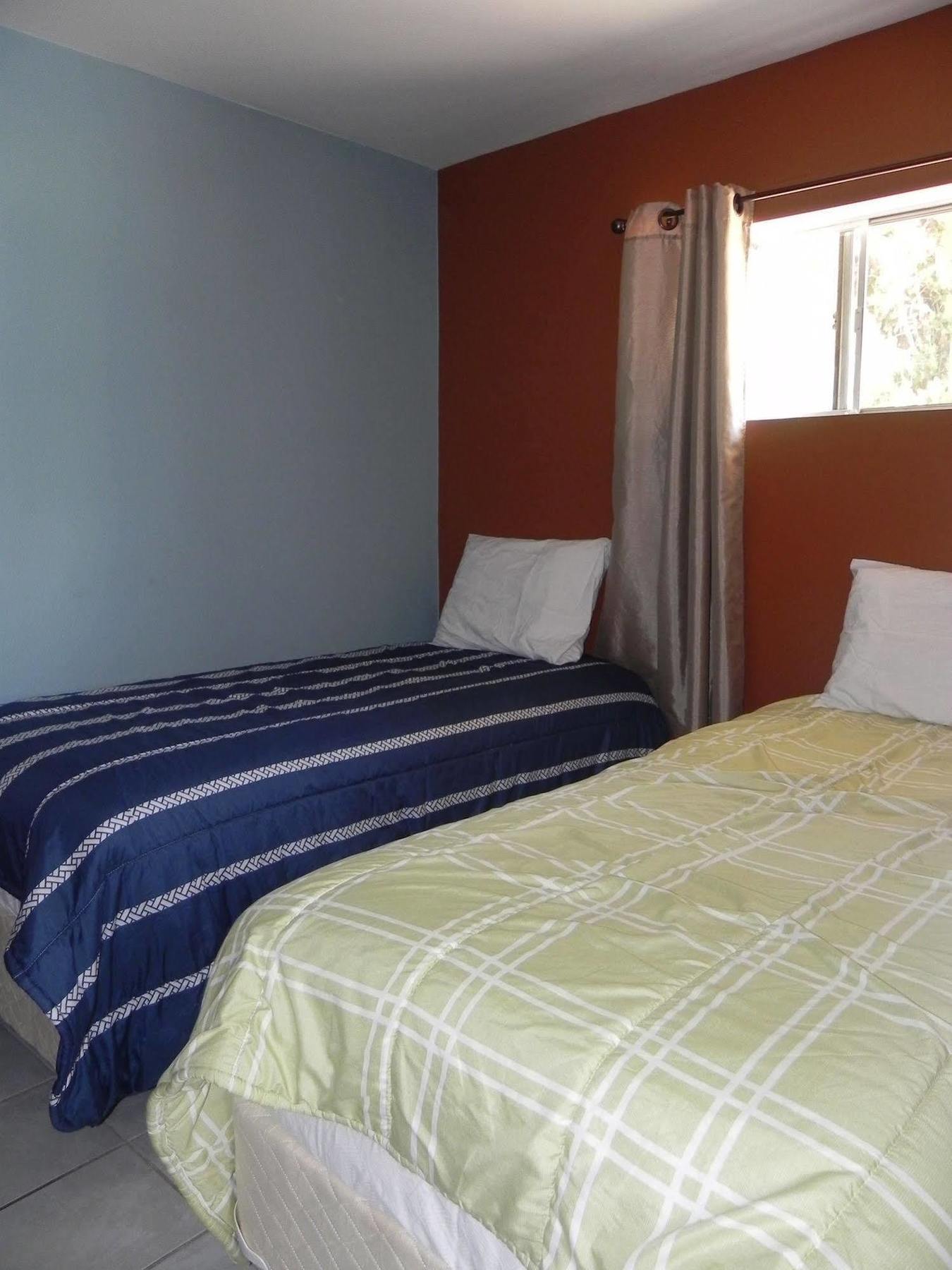 Naramata Courtyard Suites المظهر الخارجي الصورة